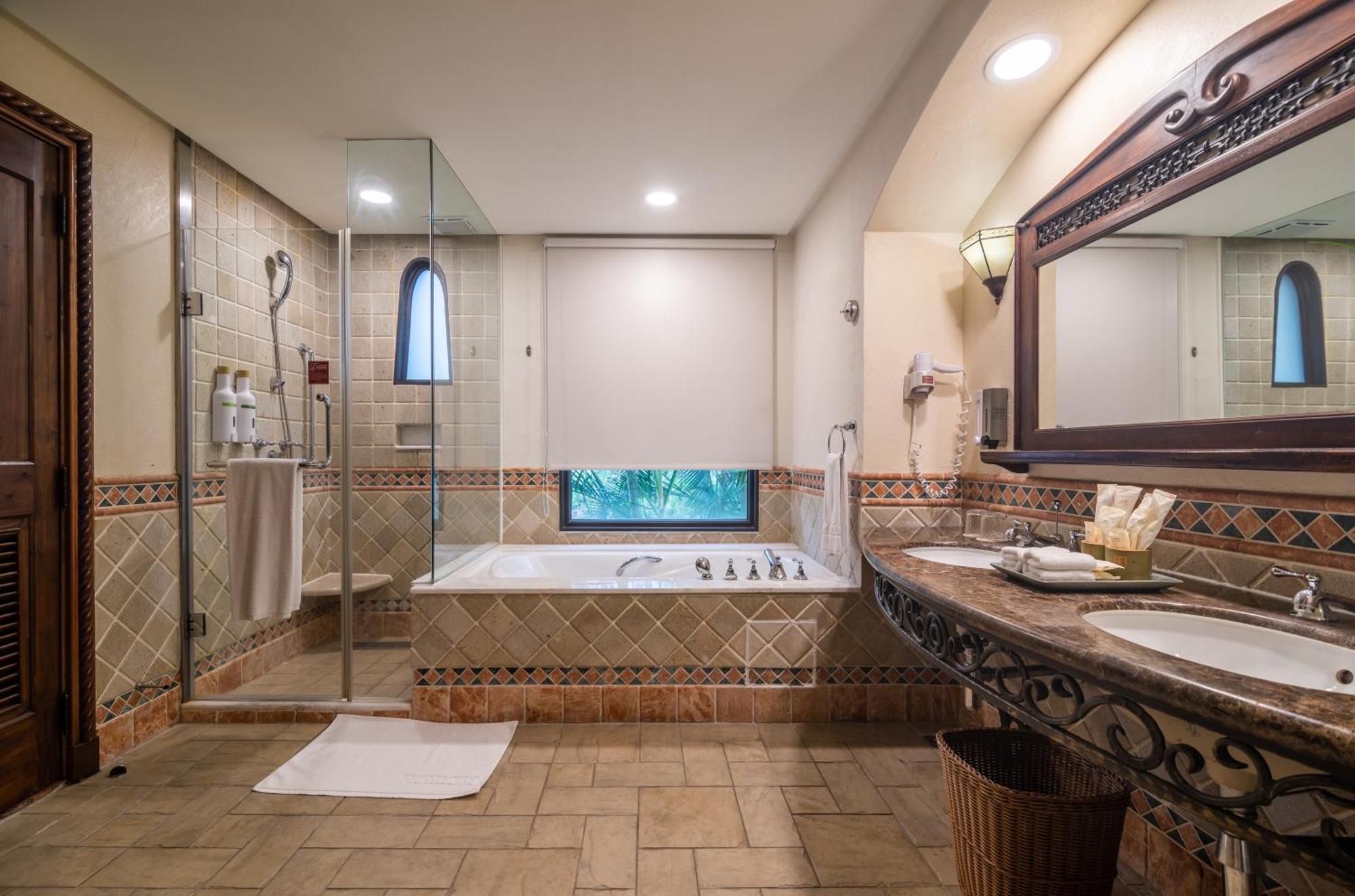 โพรมิสแลนด์ รีสอร์ท&ลากูน โซ่วเฟิง ภายนอก รูปภาพ Bathroom